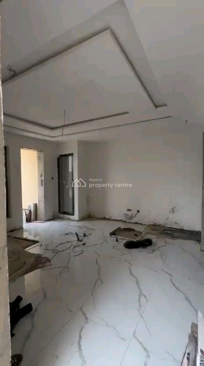Newly Built and Standard 2 Bedroom Pent House, Akoka, Yaba, Lagos, Flat / Apartment for Sale