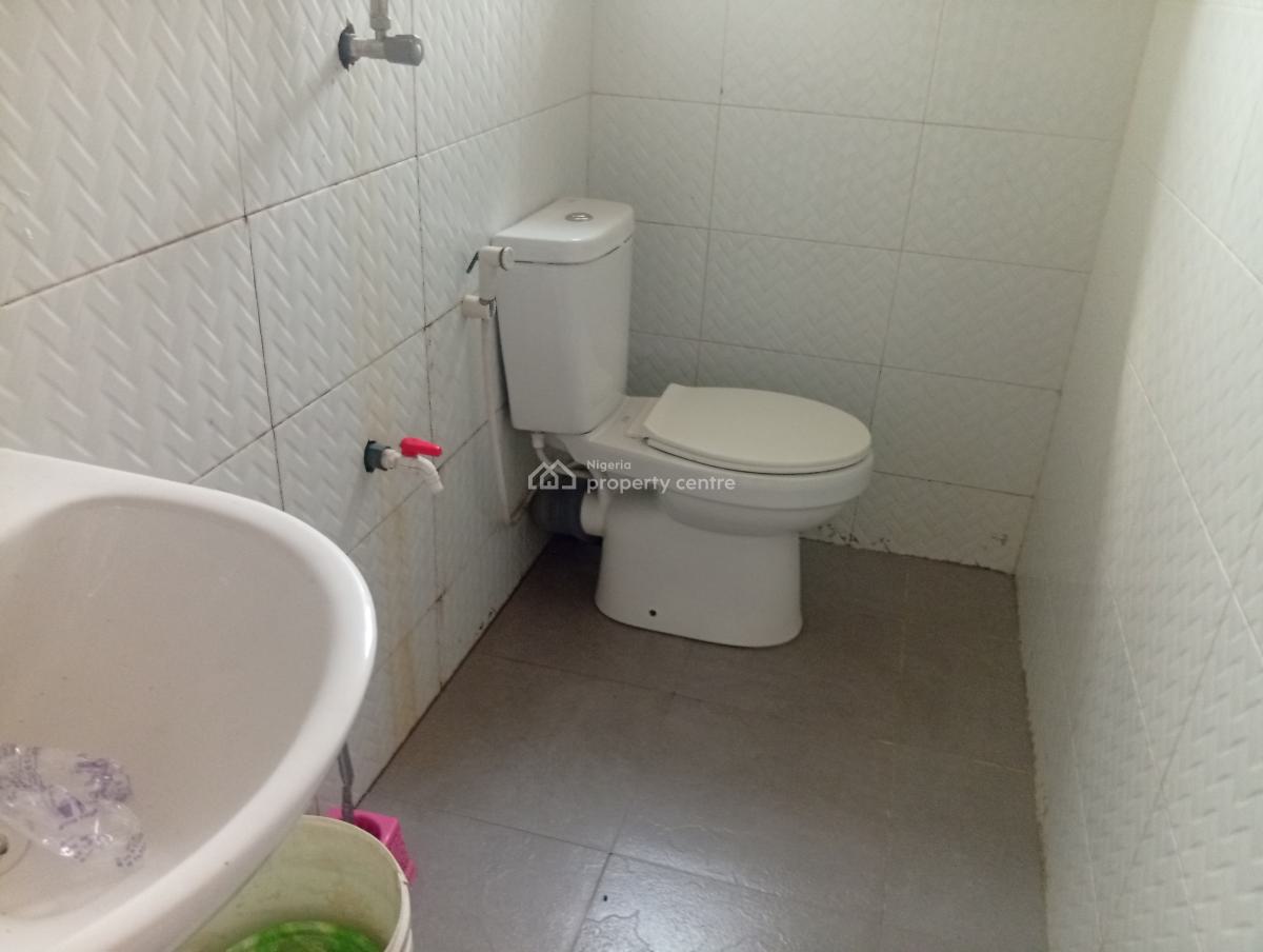 Clean Mini Flat, Off Shapatii Road, Imalete Alafia, Ibeju Lekki, Lagos, Mini Flat (room and Parlour) for Rent