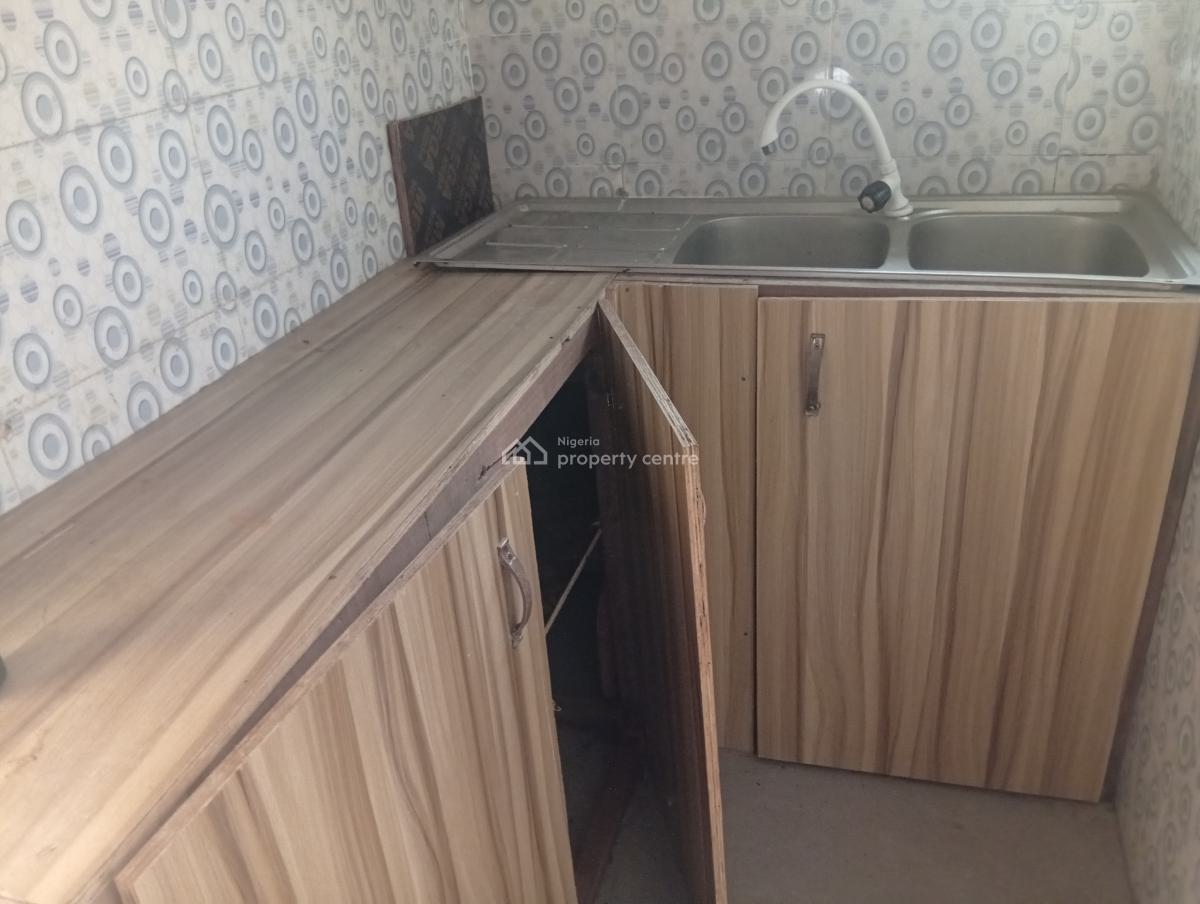 Clean Mini Flat, Off Shapatii Road, Imalete Alafia, Ibeju Lekki, Lagos, Mini Flat (room and Parlour) for Rent