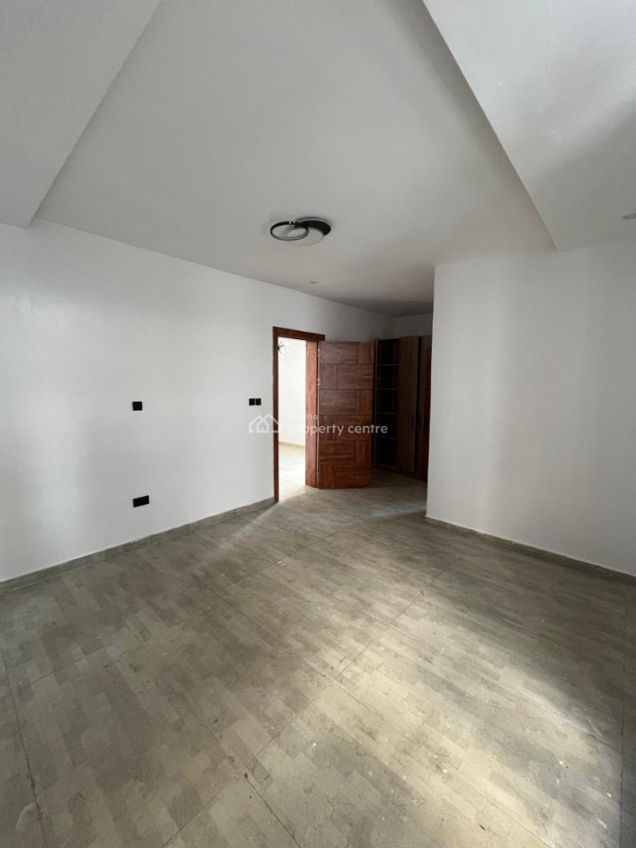 Spacious Fully Detached House with Bq, Lekki Phase 1, Lekki, Lagos, Detached Duplex for Rent