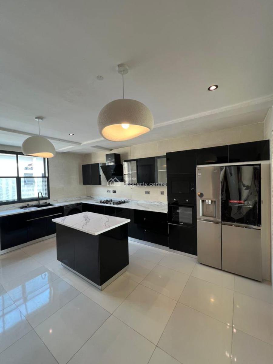 Brand New Smart 3 Bedroom Penthouse Flat with a Room Bq, Lekki Phase 1, Lekki, Lagos, Flat / Apartment for Sale