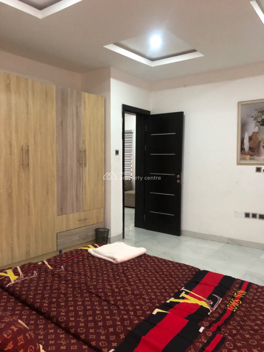 Luxury 4 Bedroom Terrace Duplex, Ologolo, Lekki, Lagos, Terraced Duplex Short Let