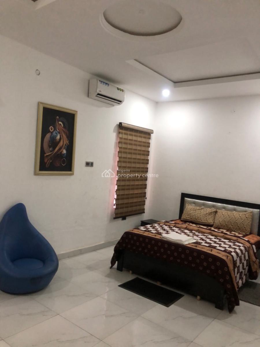 Luxury 4 Bedroom Terrace Duplex, Ologolo, Lekki, Lagos, Terraced Duplex Short Let
