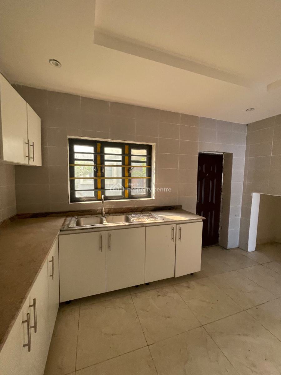 3 Bedrooms Fully Detached Duplex, Peak Prime Estate, Close to Barracuda Beach, Okun-ajah, Ajah, Lagos, Detached Duplex for Rent