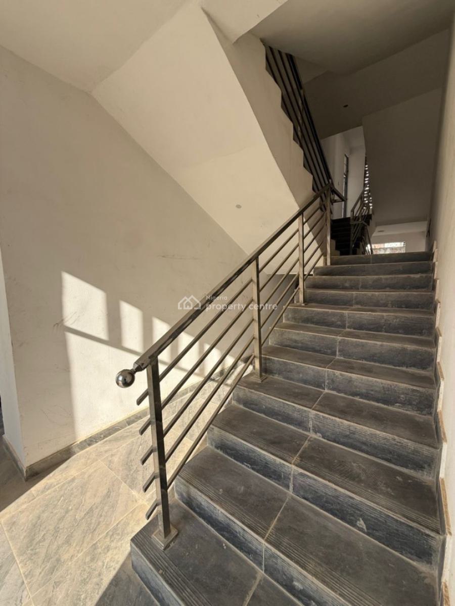 3 Bedroom Apartment with Laundry Room, Wuye, Abuja, Flat / Apartment for Sale