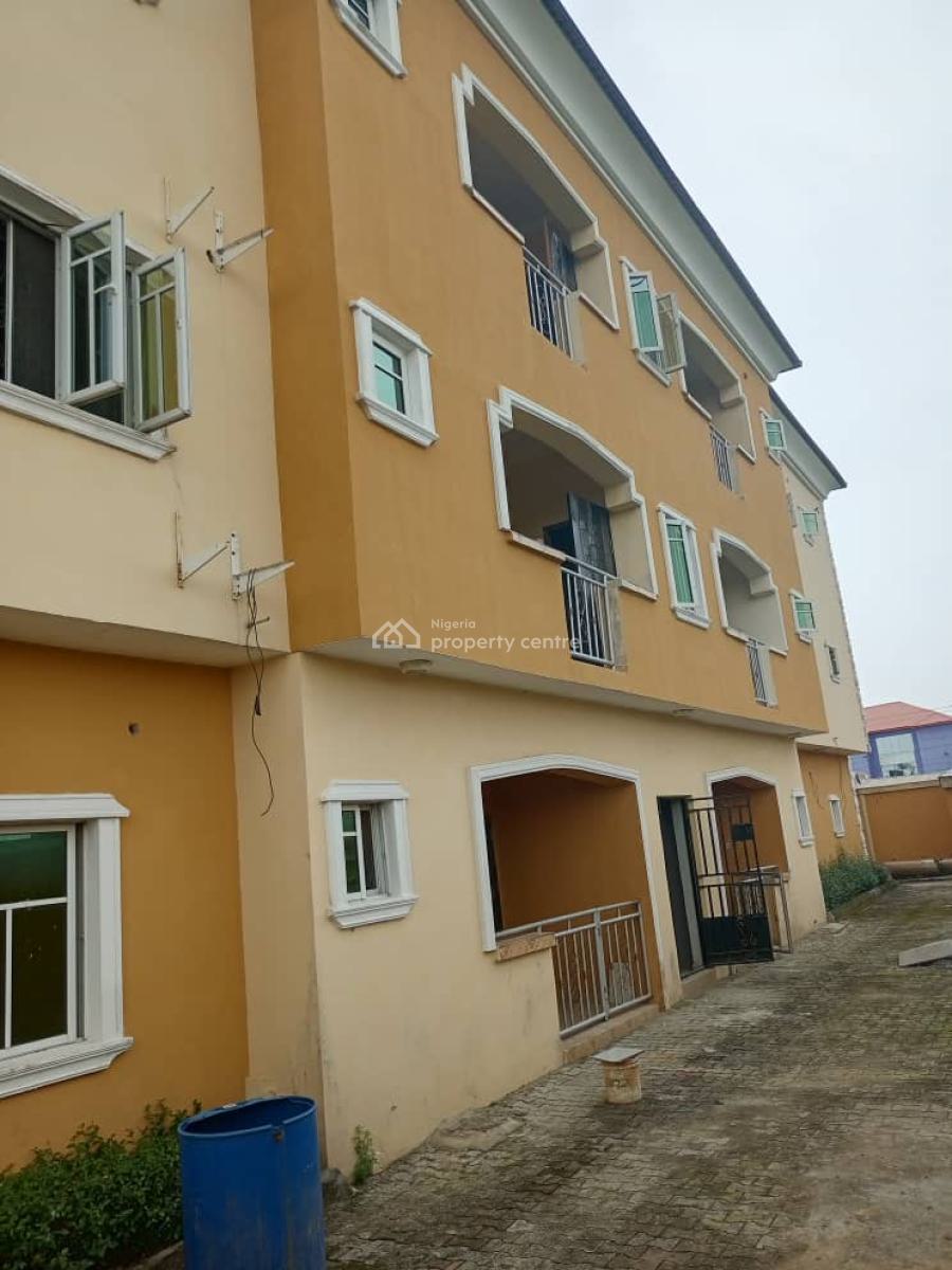 Spacious and Clean 3 Bedroom Flat, Aceville Estate,ado Road, Ajah, Lagos, Flat / Apartment for Rent