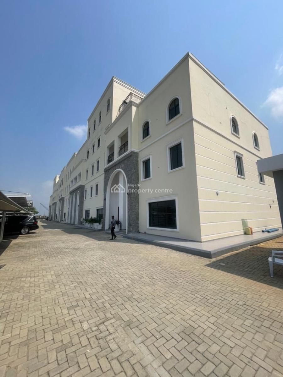 3 Bedroom Apartment with 2 Bq, Lekki Phase 1, Lekki, Lagos, Flat / Apartment for Sale