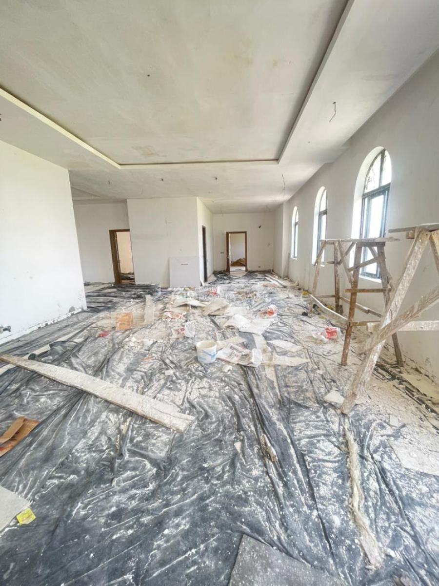 3 Bedroom Apartment with 2 Bq, Lekki Phase 1, Lekki, Lagos, Flat / Apartment for Sale