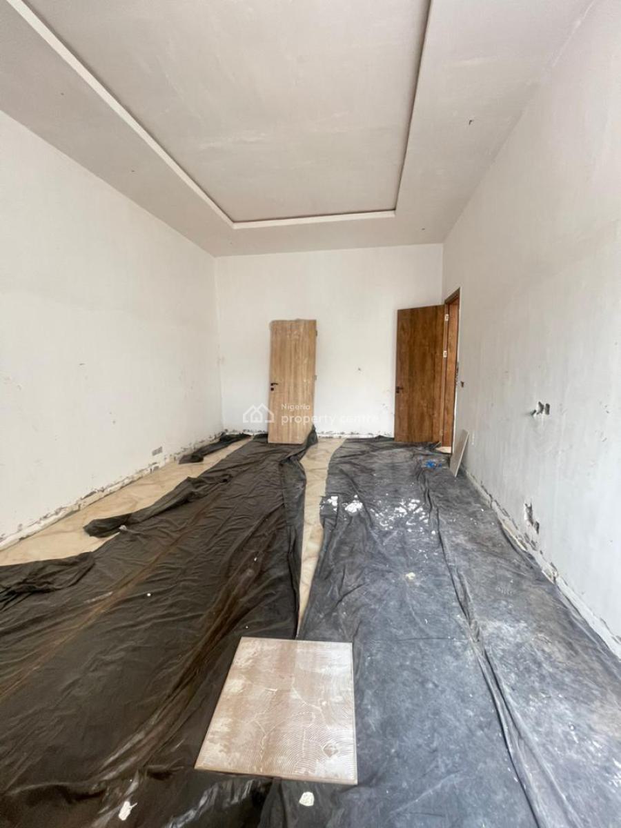 3 Bedroom Apartment with 2 Bq, Lekki Phase 1, Lekki, Lagos, Flat / Apartment for Sale