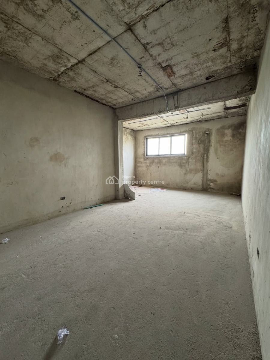 Shop Space, Ologolo, Lekki, Lagos, Plaza / Complex / Mall for Sale