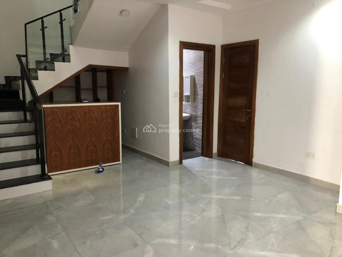 Luxurious 4 Bedrooms with Bq, Kusenla, Ikate Elegushi, Lekki, Lagos, House for Rent