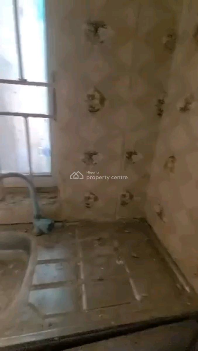 Standard Mini Flat, Ayoade Street, Shomolu, Lagos, Mini Flat (room and Parlour) for Rent