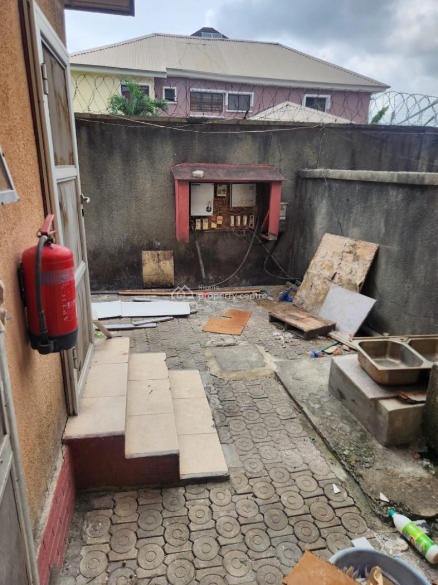 5 Bedrooms Semi-detached House with a Room Bq, Off Christ Avenue, Off Admiralty Road, Lekki Phase 1, Lekki, Lagos, Detached Duplex for Rent