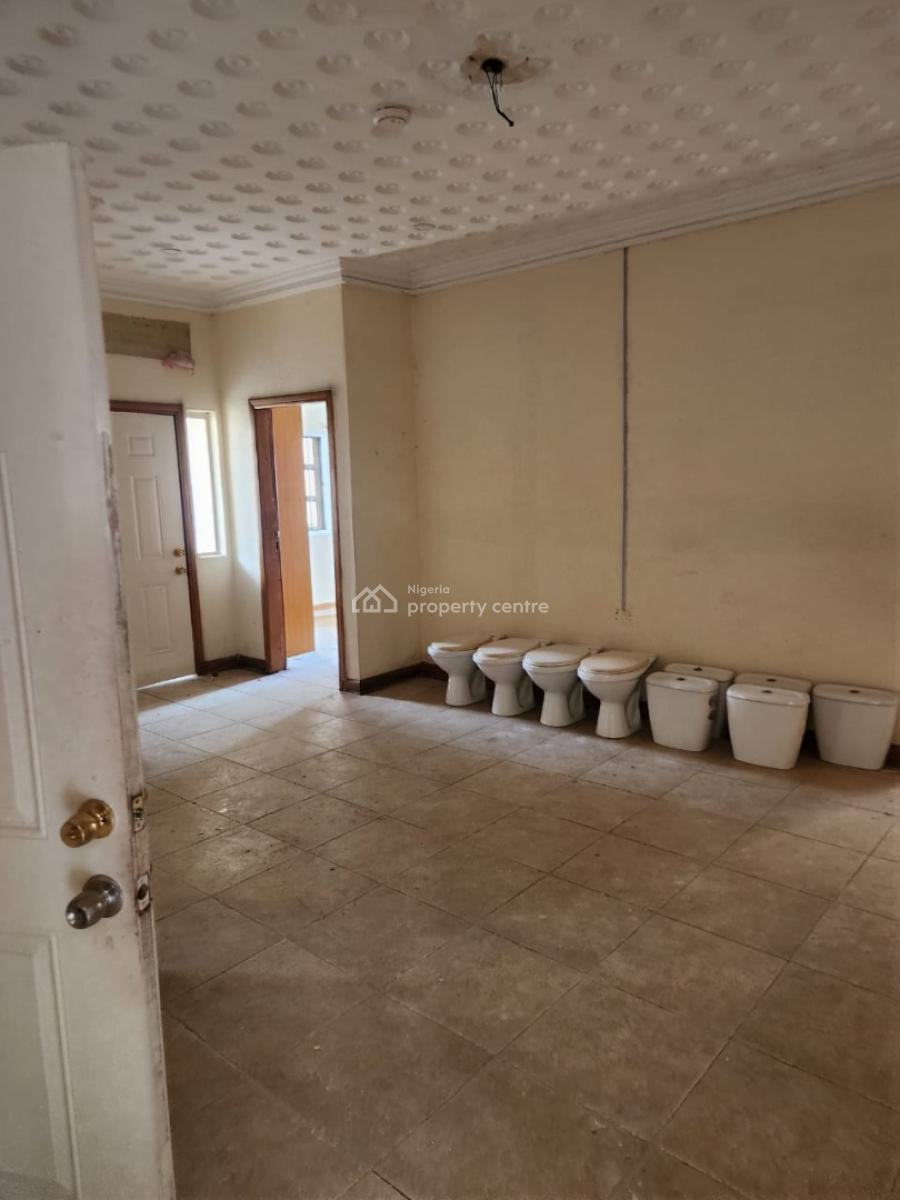 5 Bedrooms Semi-detached House with a Room Bq, Off Christ Avenue, Off Admiralty Road, Lekki Phase 1, Lekki, Lagos, Detached Duplex for Rent