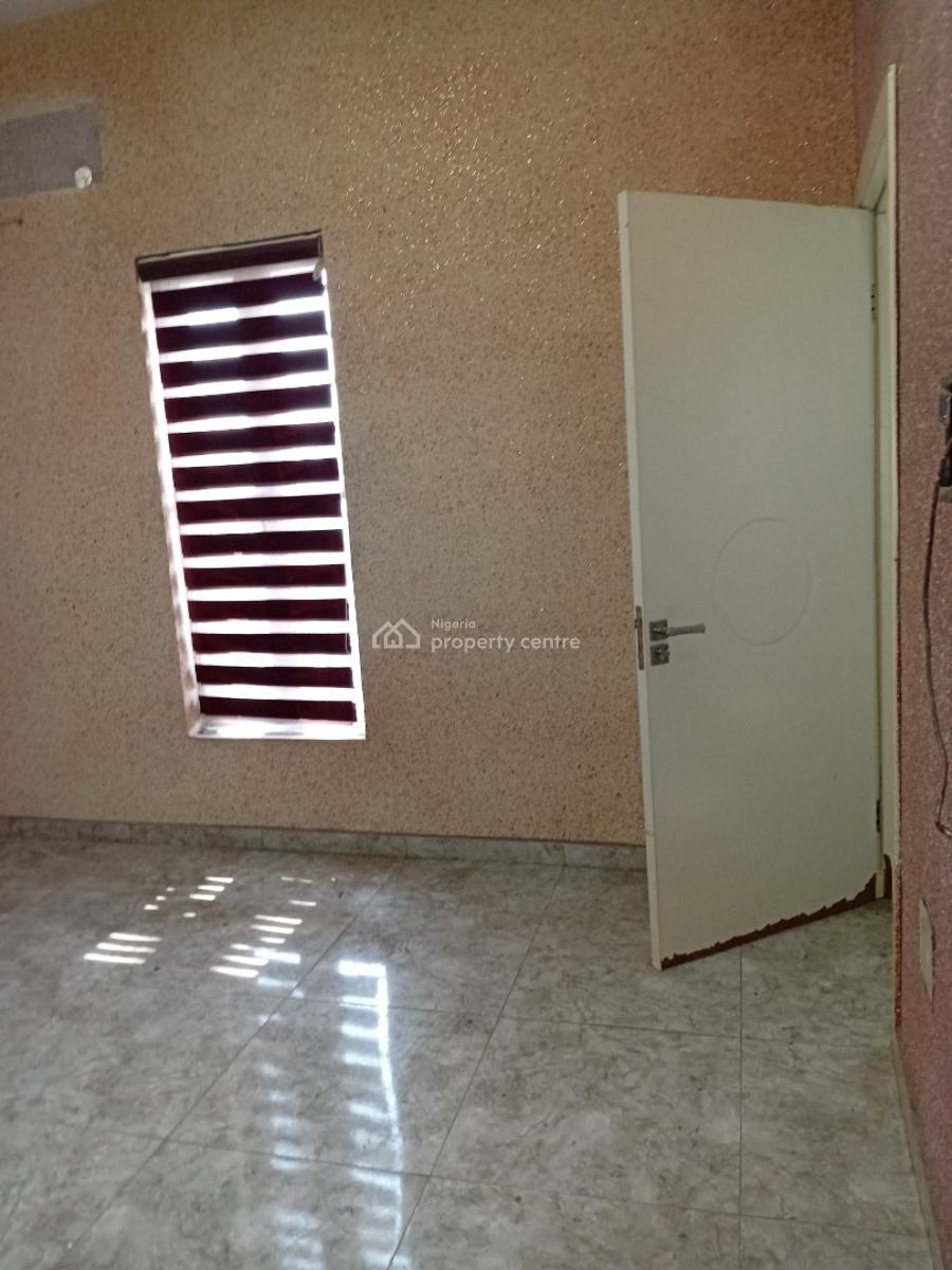 Revitalised 4 Bedrooms Terraced Duplex, Orchid Road, Lekki, Lagos, Terraced Duplex for Rent