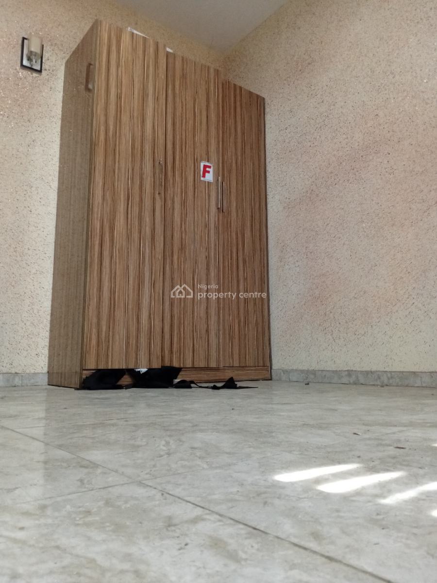 Revitalised 4 Bedrooms Terraced Duplex, Orchid Road, Lekki, Lagos, Terraced Duplex for Rent