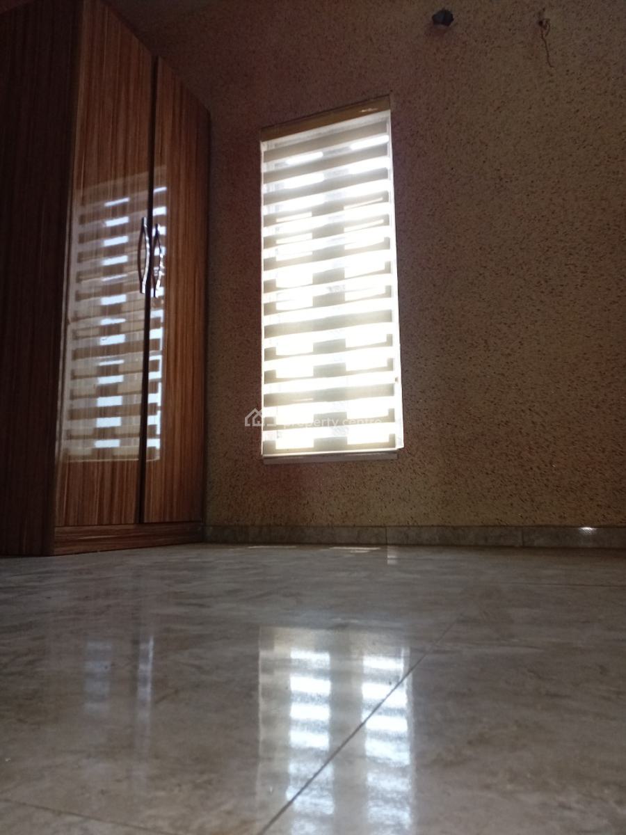 Revitalised 4 Bedrooms Terraced Duplex, Orchid Road, Lekki, Lagos, Terraced Duplex for Rent
