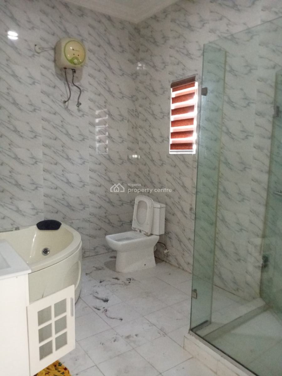 Revitalised 4 Bedrooms Terraced Duplex, Orchid Road, Lekki, Lagos, Terraced Duplex for Rent