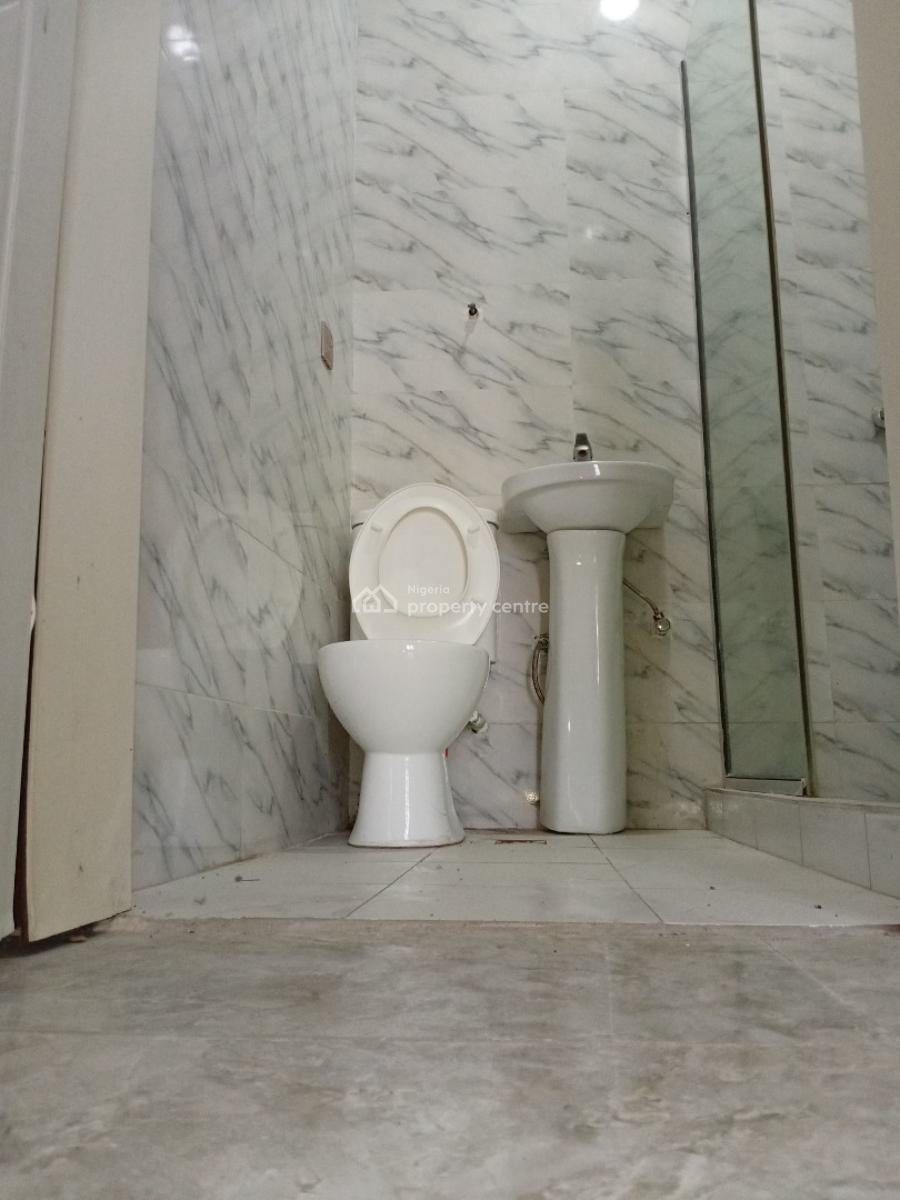 Revitalised 4 Bedrooms Terraced Duplex, Orchid Road, Lekki, Lagos, Terraced Duplex for Rent