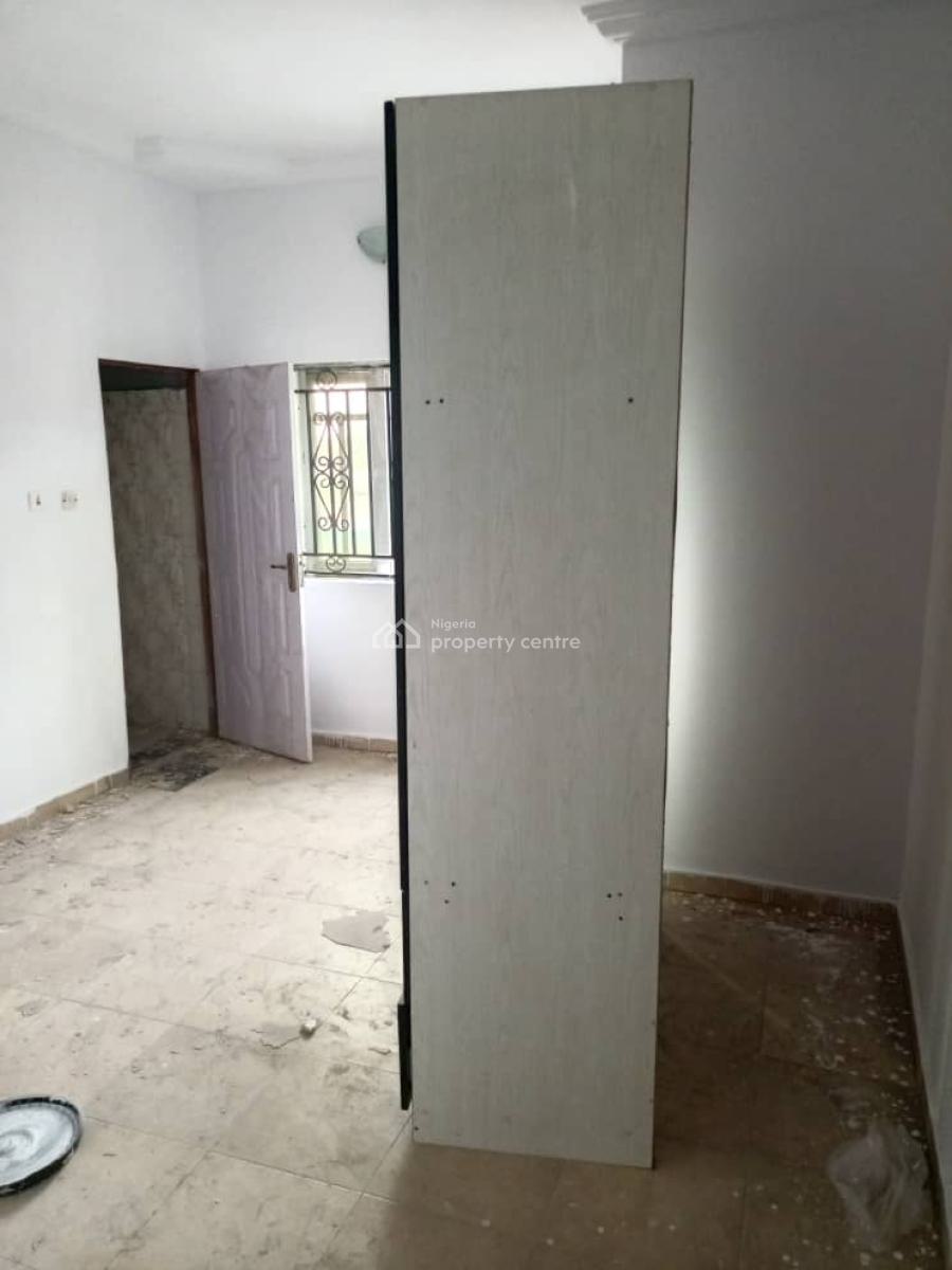 a Very Spacious 3 Bedroom Apartment, Ado Road, Ajah, Lagos, Flat / Apartment for Rent