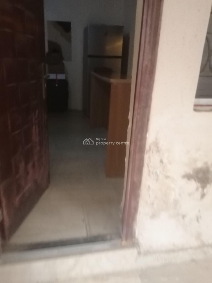 Spacious Mini Flat ( Room and Parlor), 64 Crescent, Gwarinpa, Abuja, Mini Flat (room and Parlour) Short Let