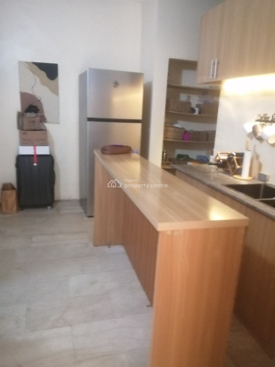 Spacious Mini Flat ( Room and Parlor), 64 Crescent, Gwarinpa, Abuja, Mini Flat (room and Parlour) Short Let