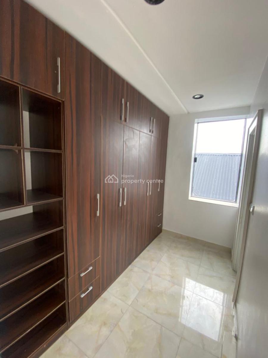 3 Bedroom Apartment with Fitted Kitchen in a Serene Environment, Ikate, Lekki, Lagos, Flat / Apartment for Rent