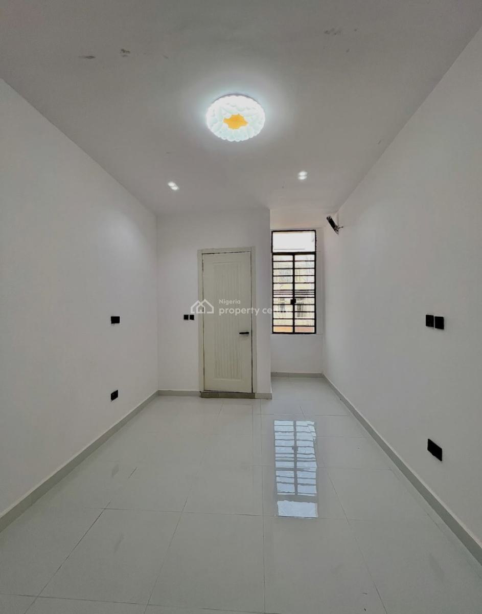 2 Bedroom Apartment, Ologolo, Lekki, Lagos, Flat / Apartment for Sale