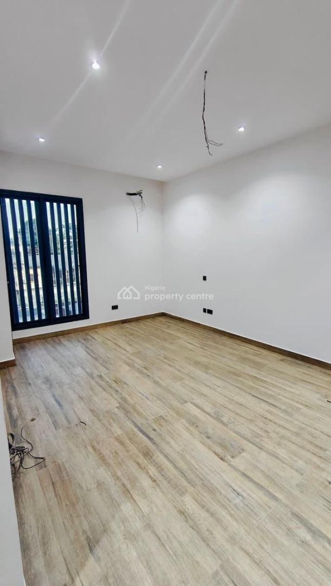 Luxury 4-bedroom Terrace Duplex + Bq, Gra Phase 2, Magodo, Lagos, Terraced Duplex for Sale