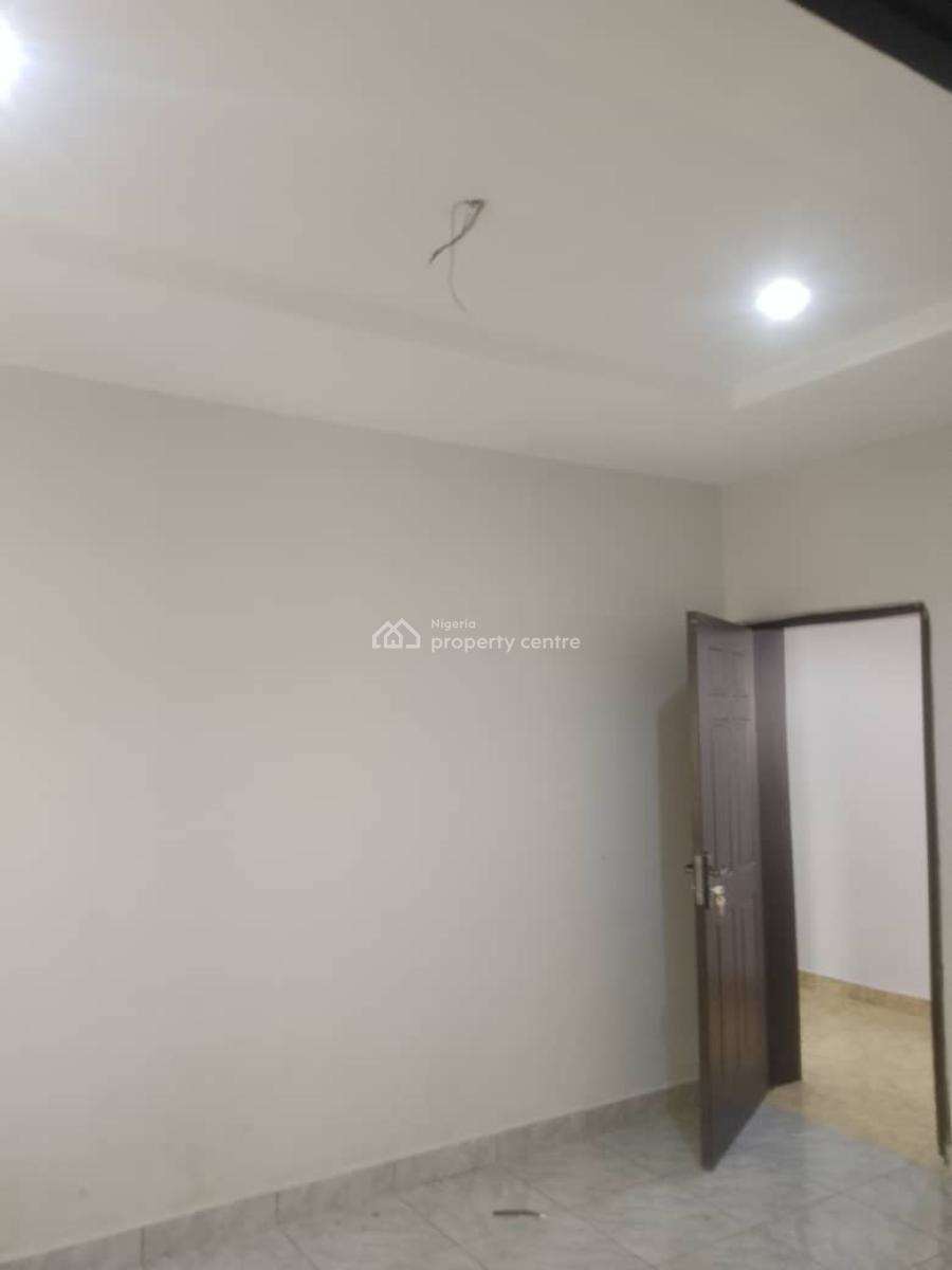 Nice Good 3 Bedrooms Flat in an Estate, Kaura, Abuja, Flat / Apartment for Rent