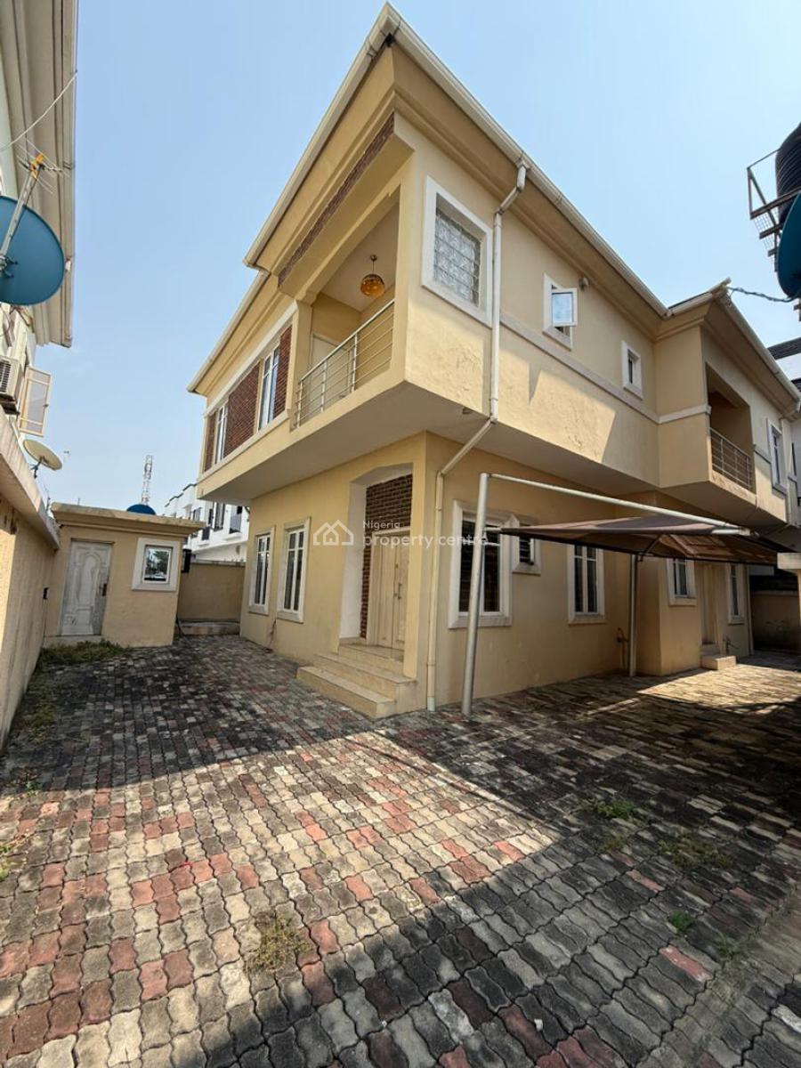 Well Remodeled Type 4 Bedroom Semi Detached House with Bq, Chevron, Lekki, Lagos, House for Rent