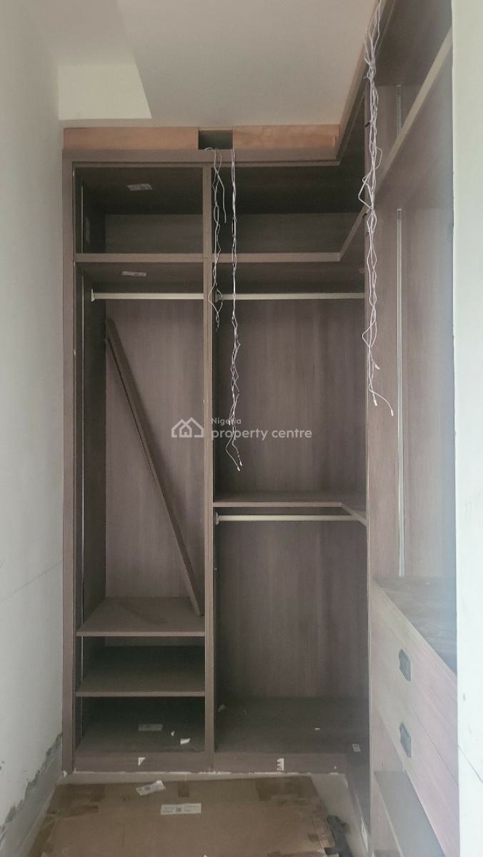 Exquisitely Detailed 5 Bedroom Semi Detached in with Bq with Swimming Pool Gym, Ikoyi, Lagos, Semi-detached Duplex for Sale