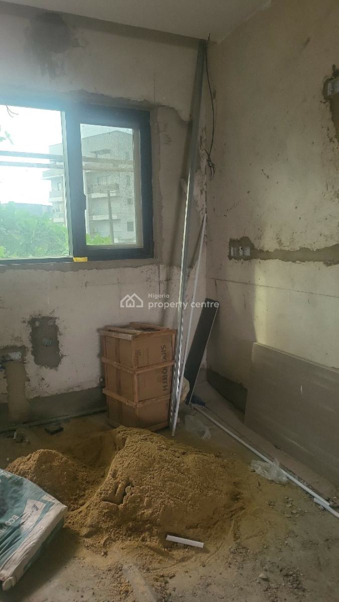 Exquisitely Detailed 5 Bedroom Semi Detached in with Bq with Swimming Pool Gym, Ikoyi, Lagos, Semi-detached Duplex for Sale