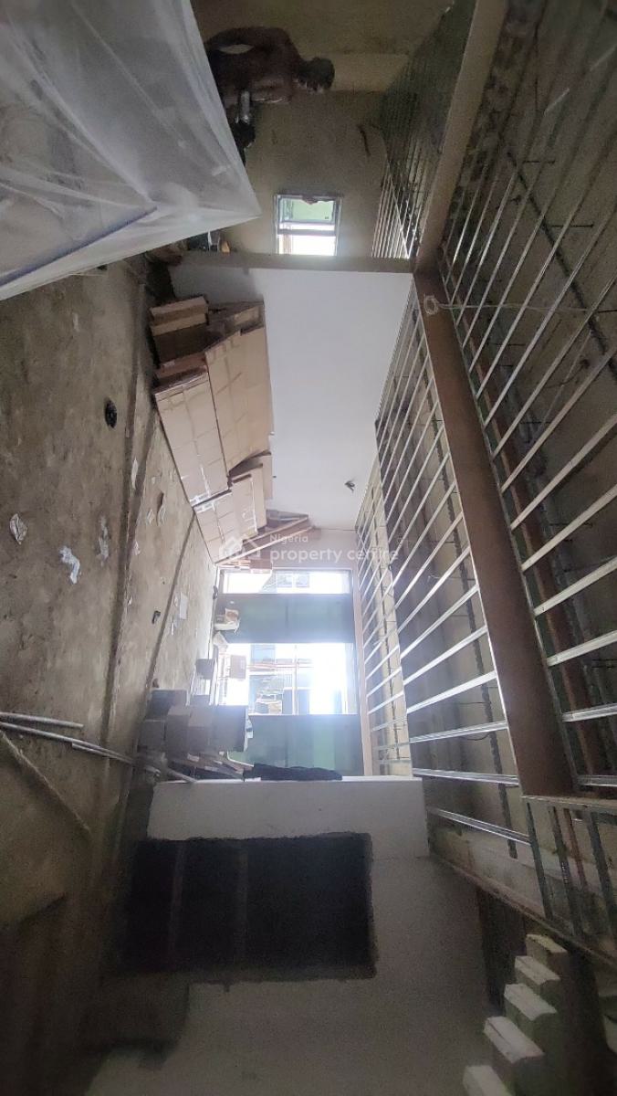 Exquisitely Detailed 5 Bedroom Semi Detached in with Bq with Swimming Pool Gym, Ikoyi, Lagos, Semi-detached Duplex for Sale