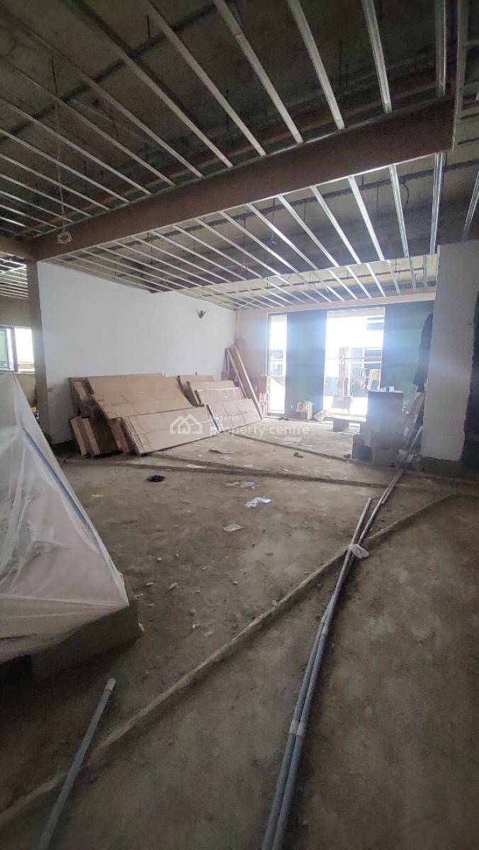 Exquisitely Detailed 5 Bedroom Semi Detached in with Bq with Swimming Pool Gym, Ikoyi, Lagos, Semi-detached Duplex for Sale