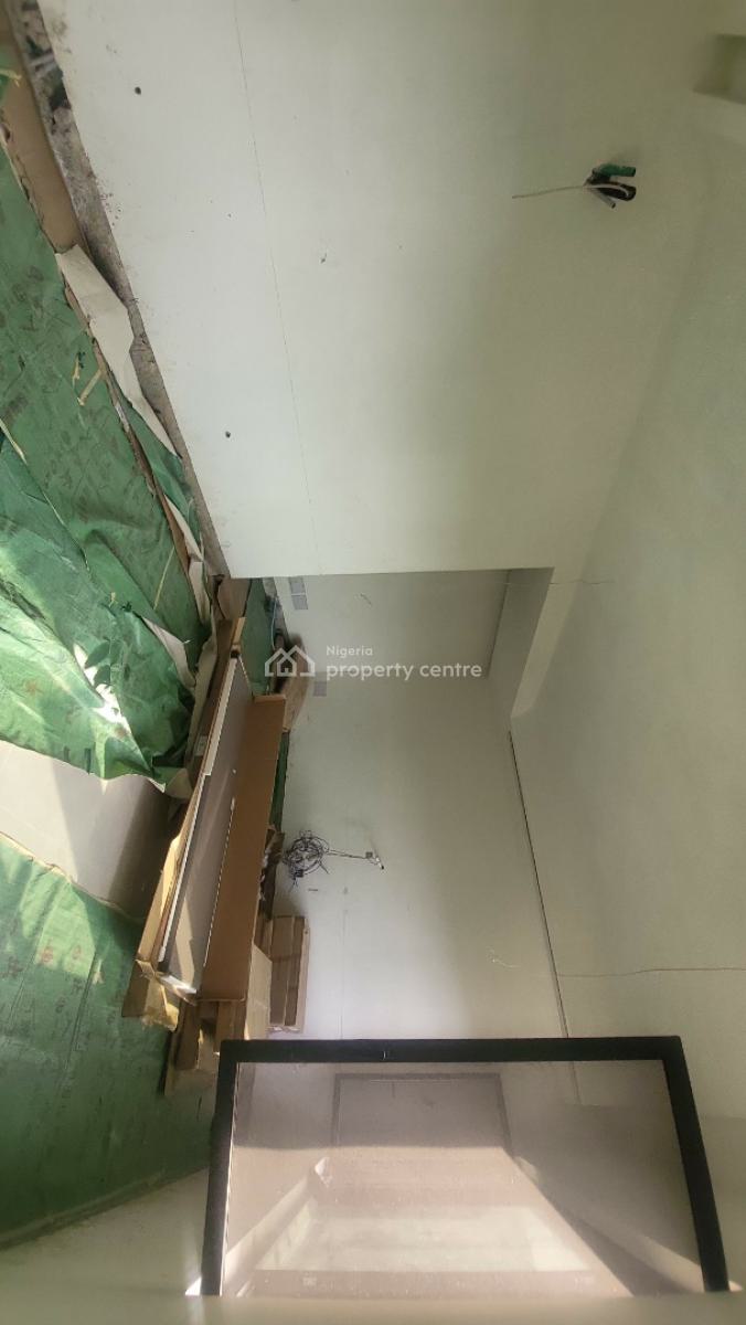 Exquisitely Detailed 5 Bedroom Semi Detached in with Bq with Swimming Pool Gym, Ikoyi, Lagos, Semi-detached Duplex for Sale