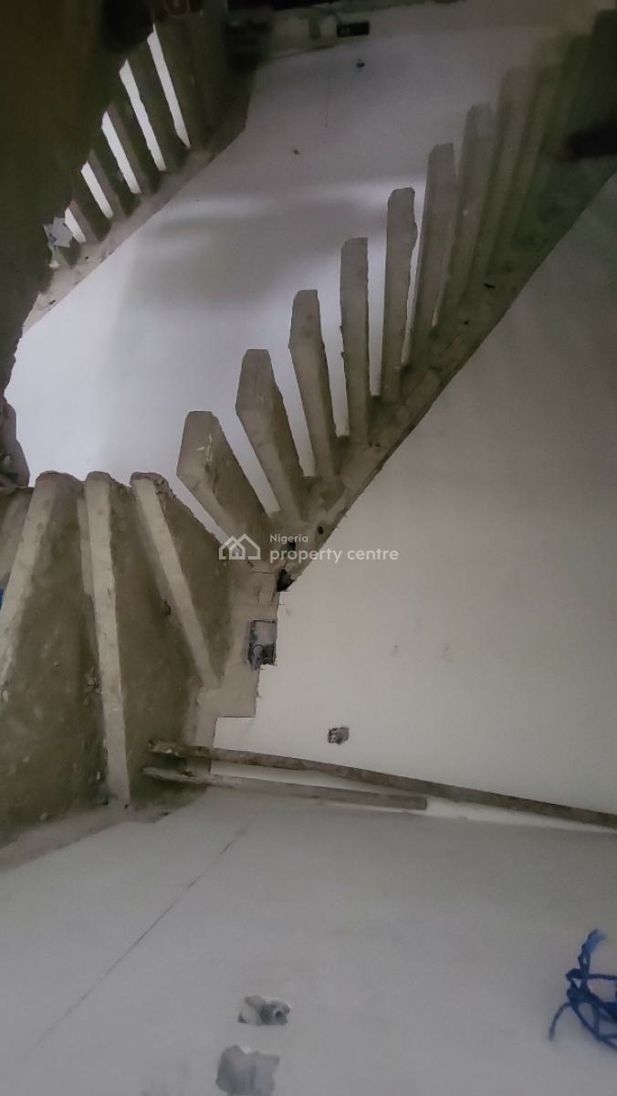 Exquisitely Detailed 5 Bedroom Semi Detached in with Bq with Swimming Pool Gym, Ikoyi, Lagos, Semi-detached Duplex for Sale