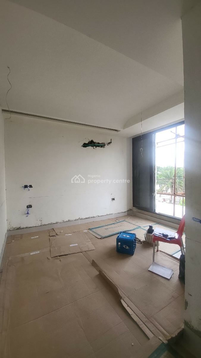 Exquisitely Detailed 5 Bedroom Semi Detached in with Bq with Swimming Pool Gym, Ikoyi, Lagos, Semi-detached Duplex for Sale