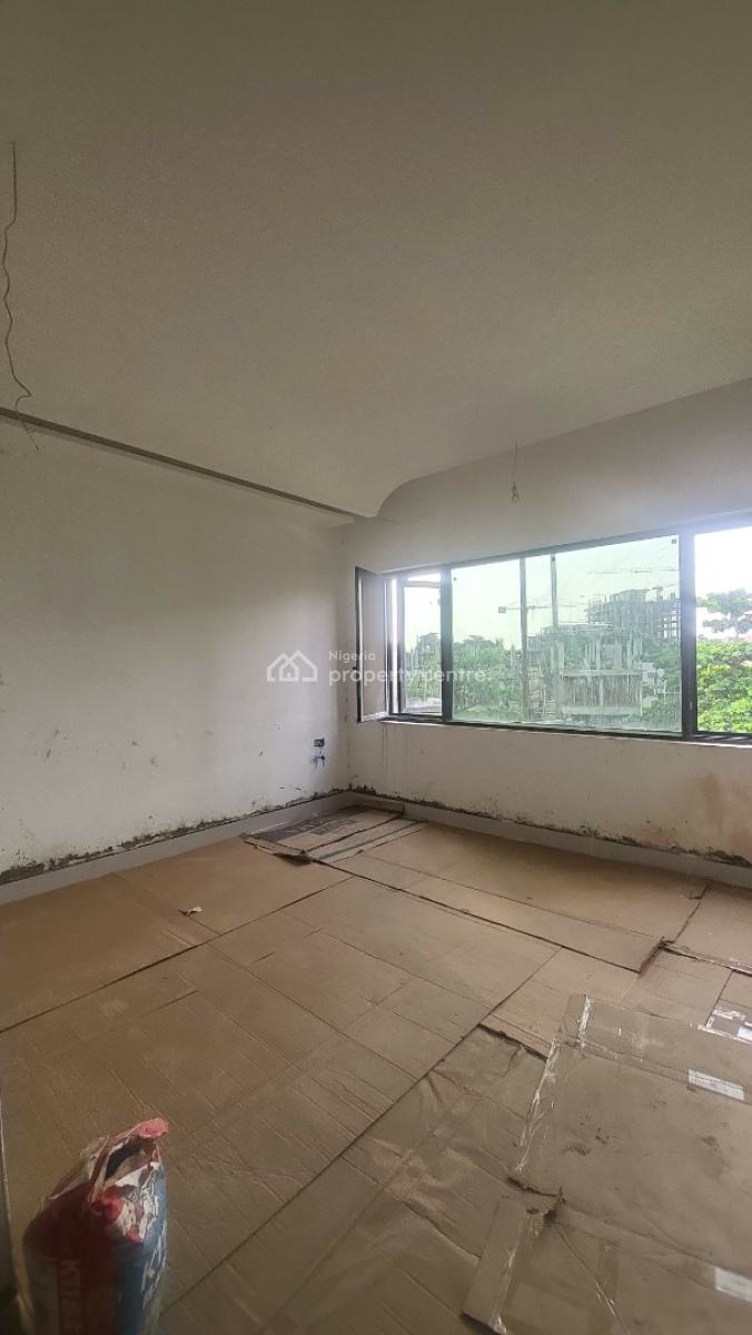 Exquisitely Detailed 5 Bedroom Semi Detached in with Bq with Swimming Pool Gym, Ikoyi, Lagos, Semi-detached Duplex for Sale