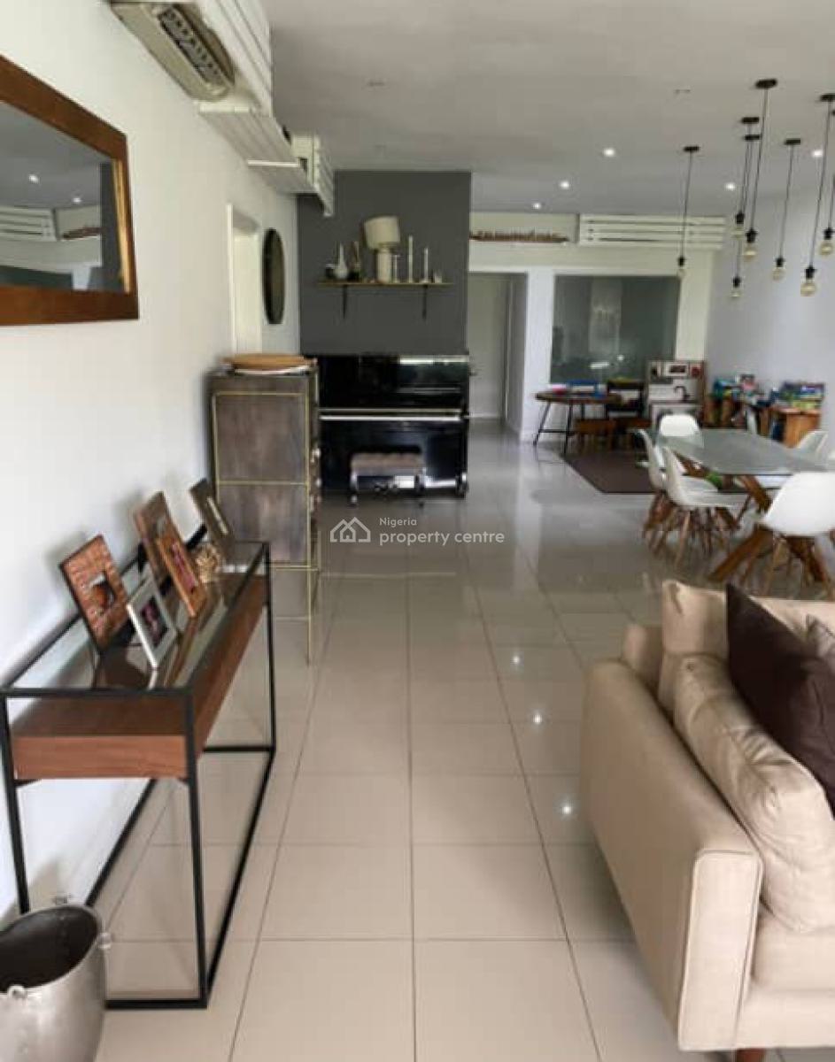 Spacious 3 Bedroom Apartment for Office Purpose, Lekki Phase 1, Lekki, Lagos, Flat / Apartment for Rent