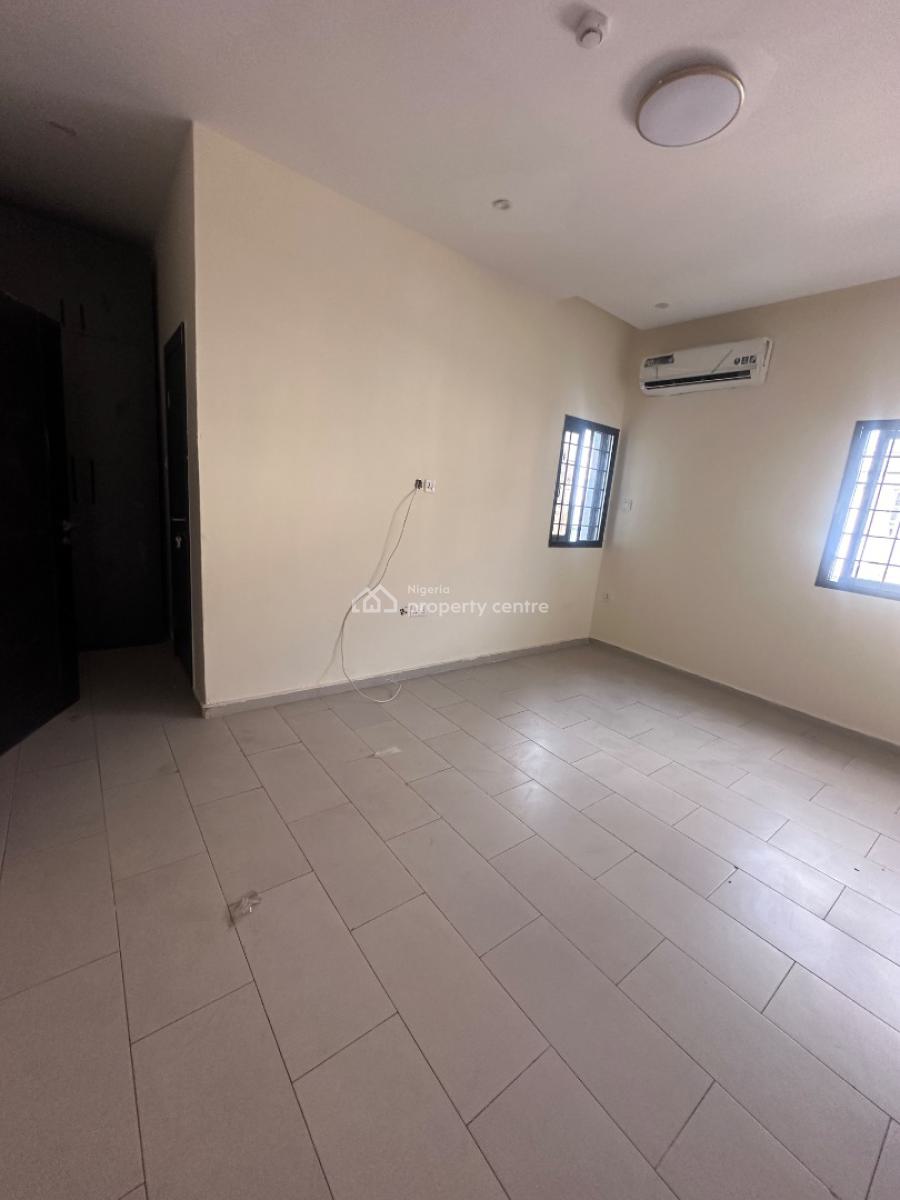 3 Bedroom Apartment, Lekki Phase 1, Lekki, Lagos, Flat / Apartment for Rent