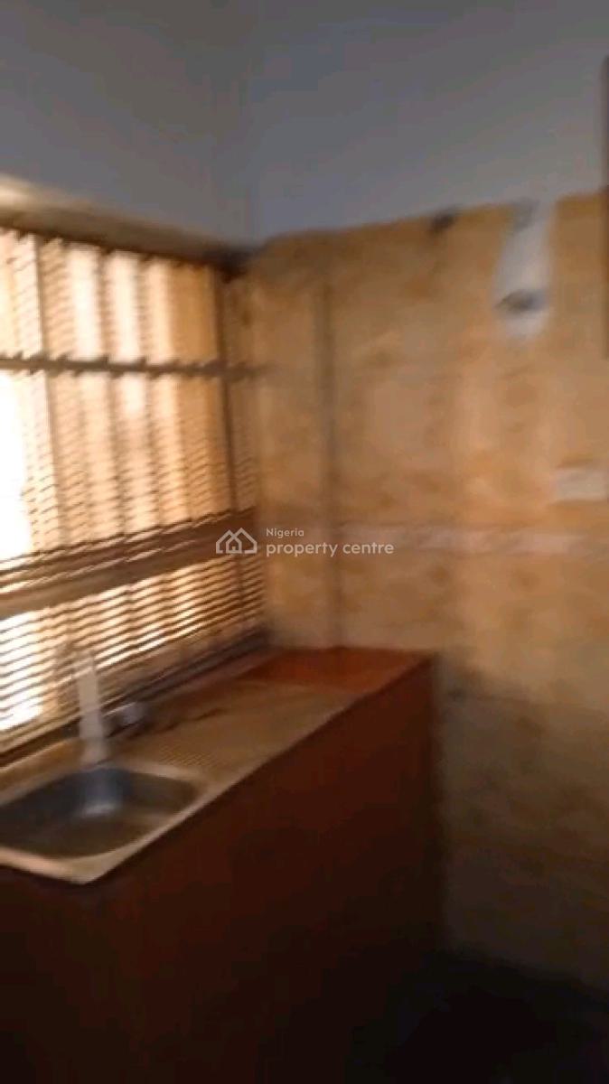 Standard and Executive Mini Flat, Ebute Metta, Adekunle, Yaba, Lagos, Mini Flat (room and Parlour) for Rent