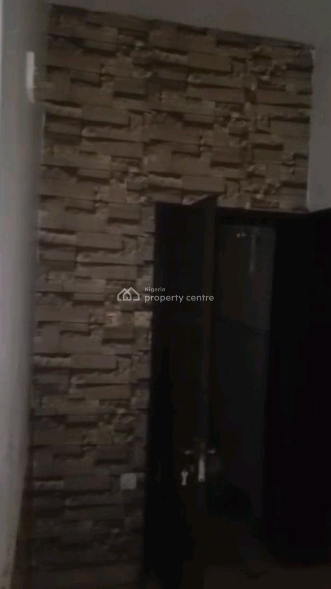 Standard and Executive Mini Flat, Ebute Metta, Adekunle, Yaba, Lagos, Mini Flat (room and Parlour) for Rent