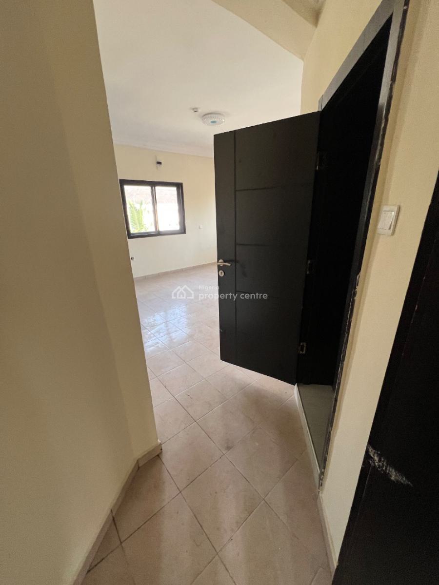 Newly Developed Extra-spacious 3-bedroom Apartments with Bq, Lekki Phase 1, Lekki, Lagos, Flat / Apartment for Rent