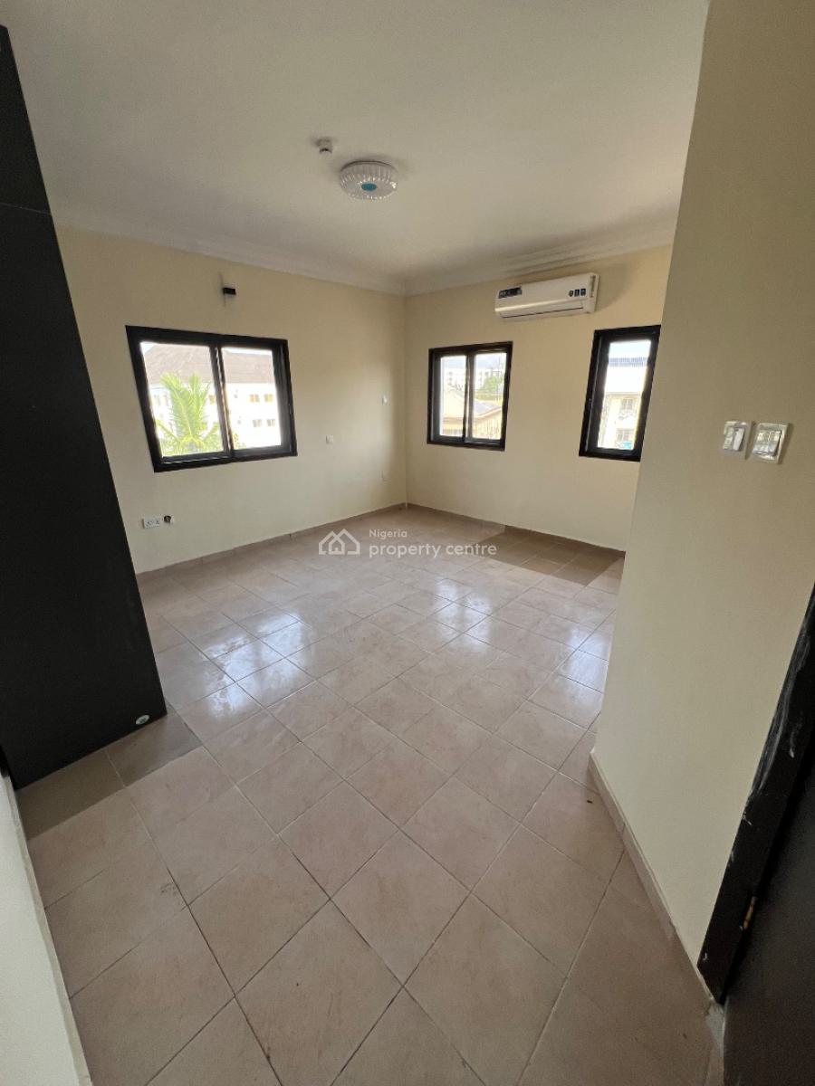 Newly Developed Extra-spacious 3-bedroom Apartments with Bq, Lekki Phase 1, Lekki, Lagos, Flat / Apartment for Rent