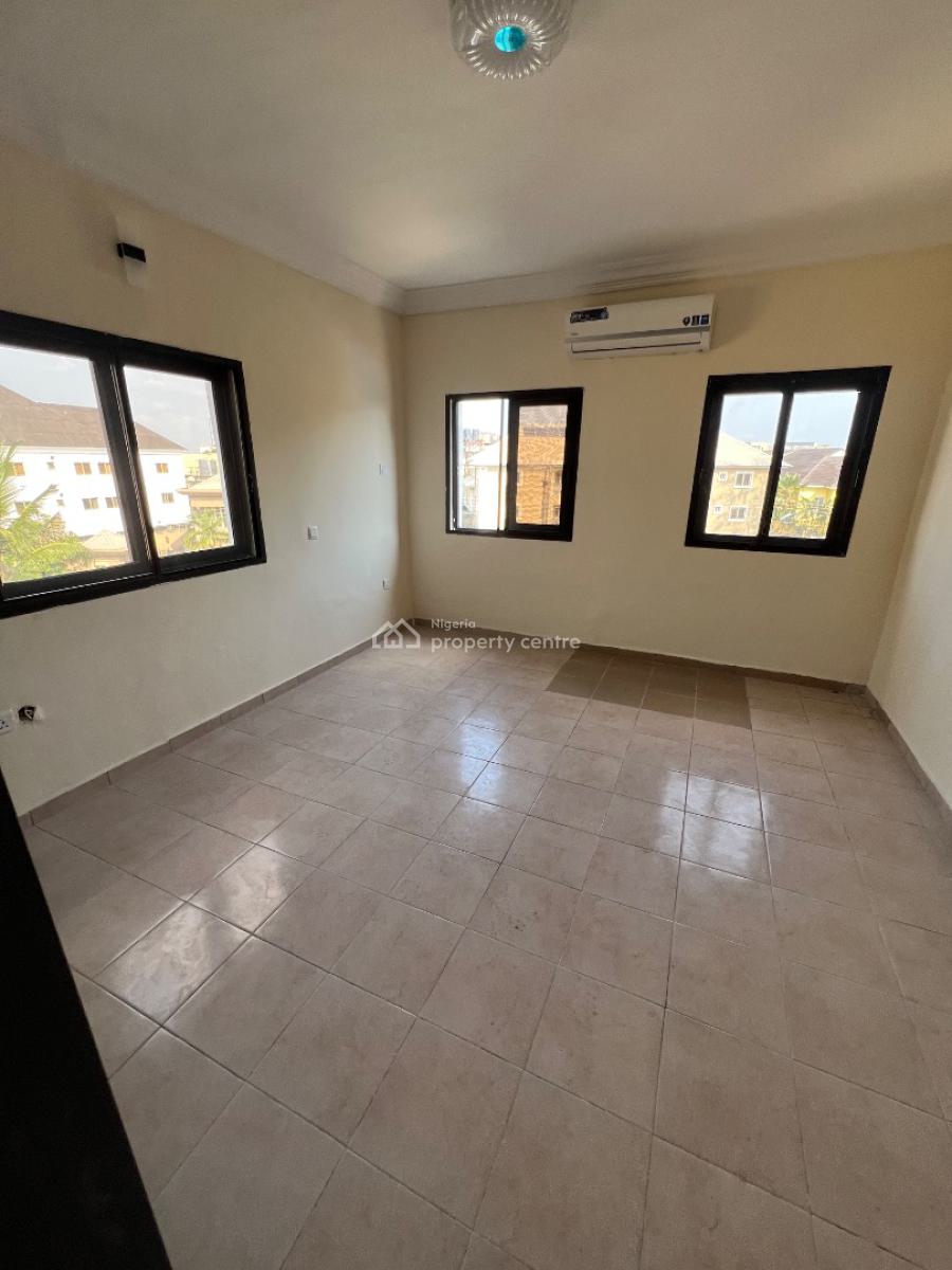 Newly Developed Extra-spacious 3-bedroom Apartments with Bq, Lekki Phase 1, Lekki, Lagos, Flat / Apartment for Rent