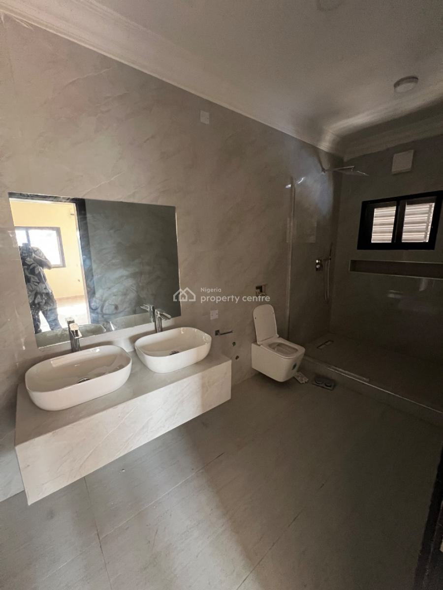 Newly Developed Extra-spacious 3-bedroom Apartments with Bq, Lekki Phase 1, Lekki, Lagos, Flat / Apartment for Rent