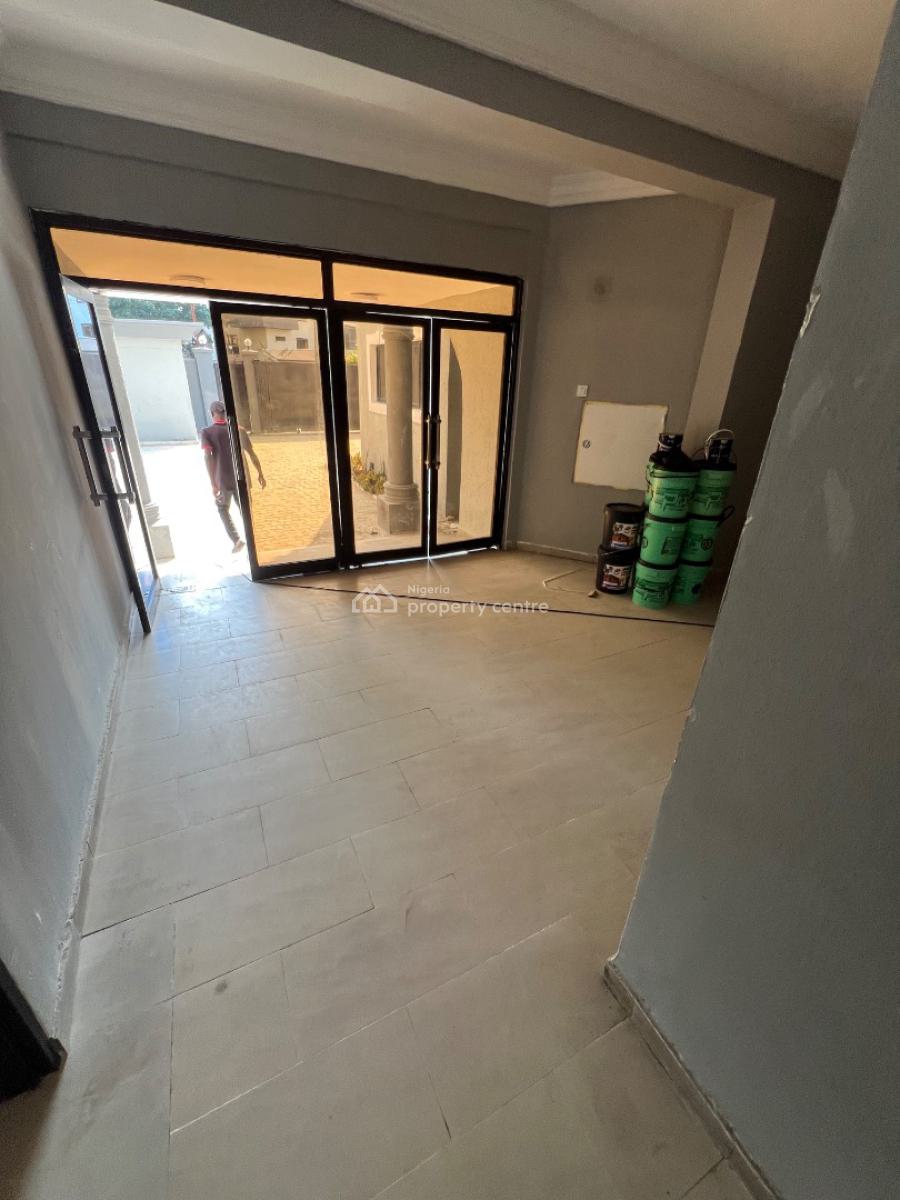 Newly Developed Extra-spacious 3-bedroom Apartments with Bq, Lekki Phase 1, Lekki, Lagos, Flat / Apartment for Rent