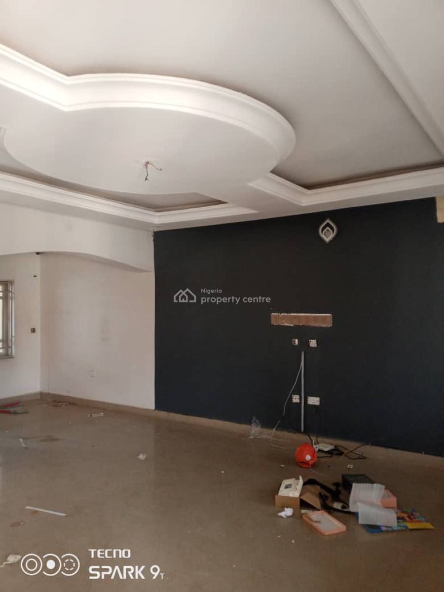 Excellent Spacious 2 Bedroom Apartment, By Family Worship, Wuye, Abuja, Flat / Apartment for Rent