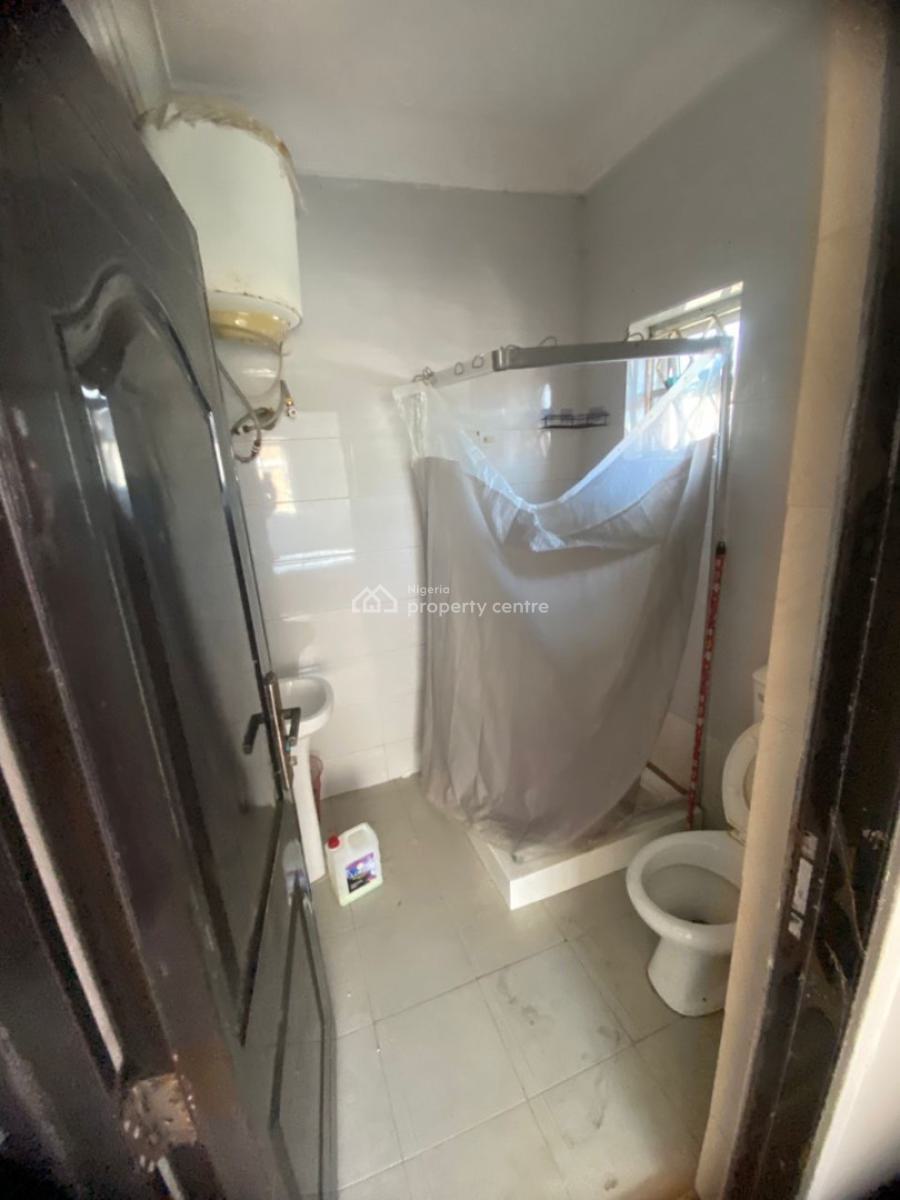 Spacious Studio Apartment, Lekki Phase 1, Lekki, Lagos, Self Contain (single Rooms) for Rent